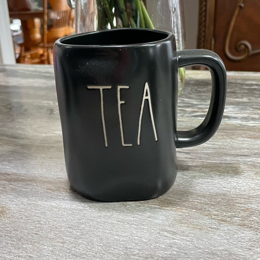 Rae Dunn mug